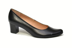 (XXL) Czółenka skórzane  obc 6 cm .