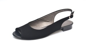 Zamszowe sandały na płaskim obcasie . 