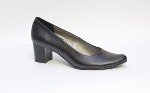 (XXL) Gładkie czółenka z eko skóry obcas 6 cm . 